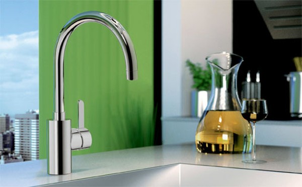 Смеситель Grohe Eurosmart Cosmopolitan 32843000 для кухонной мойки