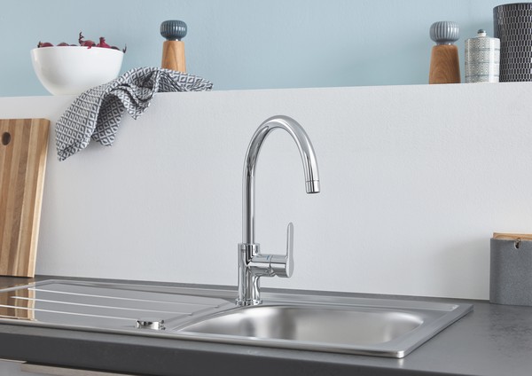 Комплект Grohe Bau 31562SD0 Мойка кухонная K200 31552SD0 + Смеситель BauEdge 31367000 для кухонной мойки